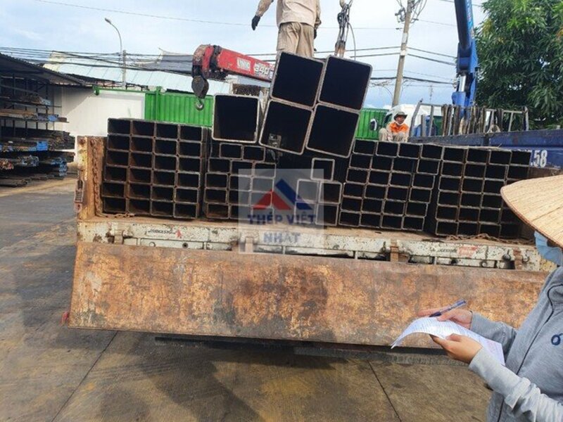 THÉP HỘP 120X120X3.5LI/ THÉP HỘP 120X120X3.5MM