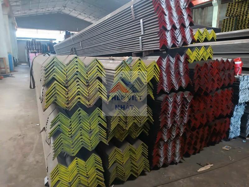 THÉP HÌNH V 70X70X7MM/ THÉP CHỮ V 70X70X7LI