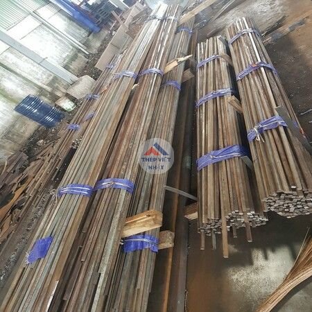 THÉP VUÔNG ĐẶC ĐEN 18X18