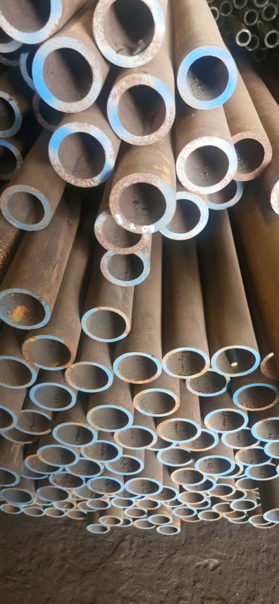 THÉP ỐNG HÀN ĐEN PHI 83, ỐNG THÉP ĐEN D83MM