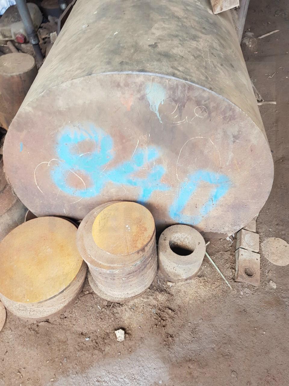 THÉP TRÒN ĐẶC S45C PHI 390/ THÉP THANH TRÒN D390 S45C