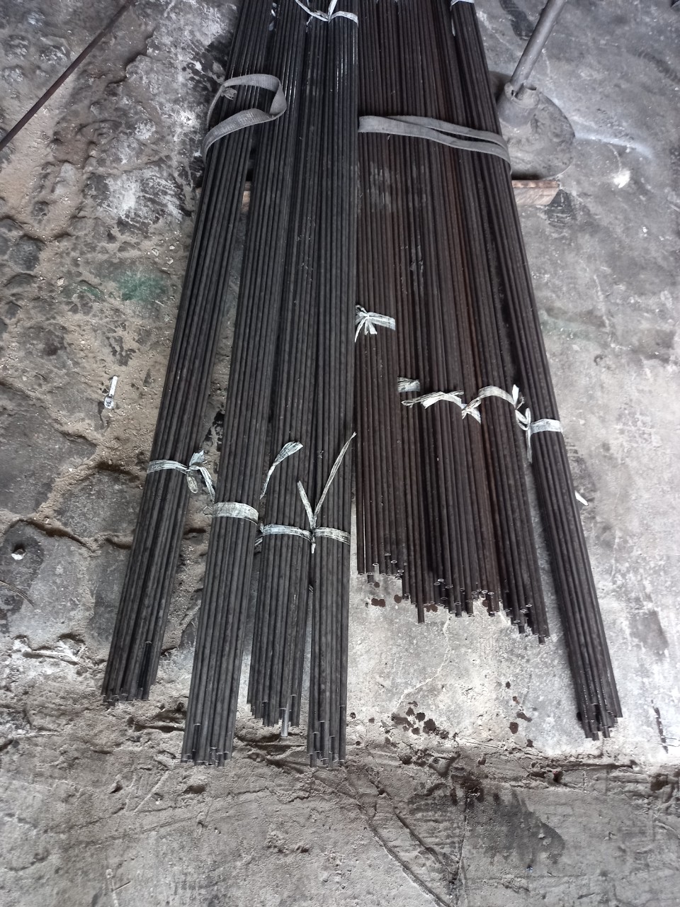 ống thép d40/ thép ống phi 40