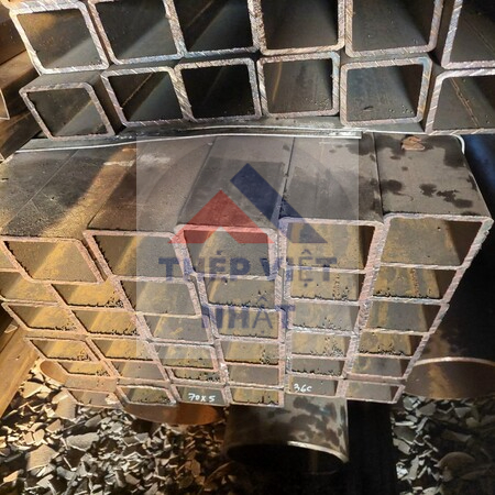 THÉP HỘP VUÔNG 150X150X5MM/ THÉP HỘP 150X150X5LI
