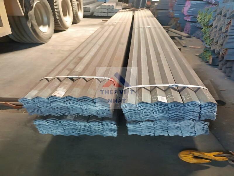 THÉP HÌNH V 70X70X5MM/ THÉP CHỮ V 70X70X5LI